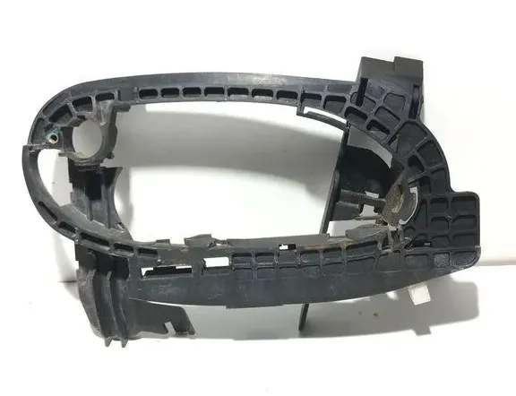 BMW 7 Series E65/E66 (2001-2008) Pravé predné dvere vnútorný rám rukoväte 7013702706 33313954