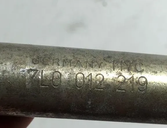 VOLKSWAGEN Touareg 1 generation (2002-2010) Kľúč na maticu kolesa 7L0012219 33316304