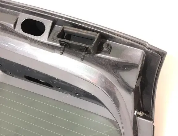 VOLVO XC60 Крышка багажника 09483789 33317251