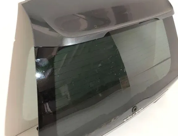 VOLVO XC60 Крышка багажника 09483789 33317251