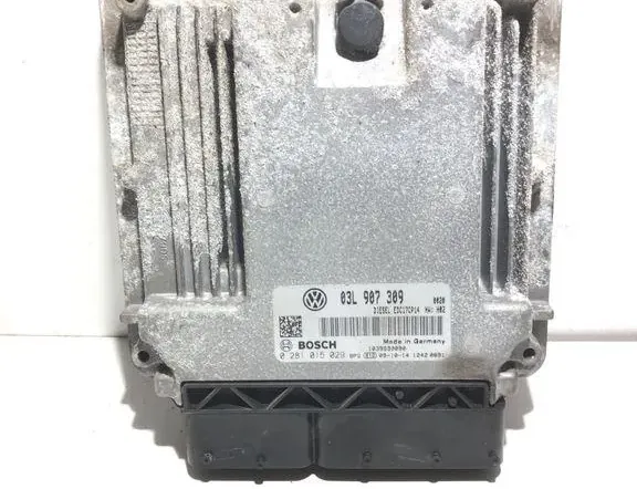 VOLKSWAGEN Passat B7 (2010-2015) Engine Control Unit ECU 03L907309,0281015029 33318092