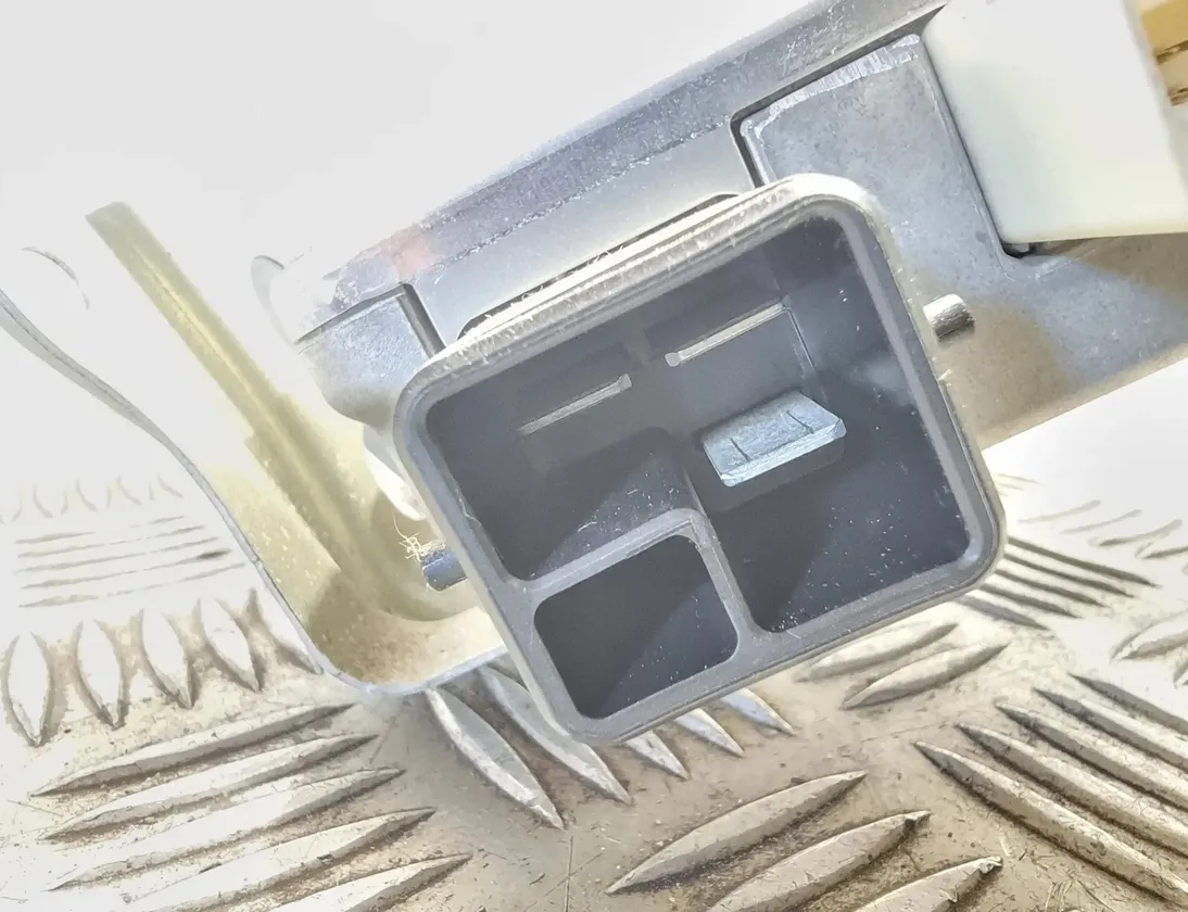 TOYOTA RAV4 3 generation (XA30) (2005-2012) Engine Control Unit ECU 8965042040,EATCEC094 29559132