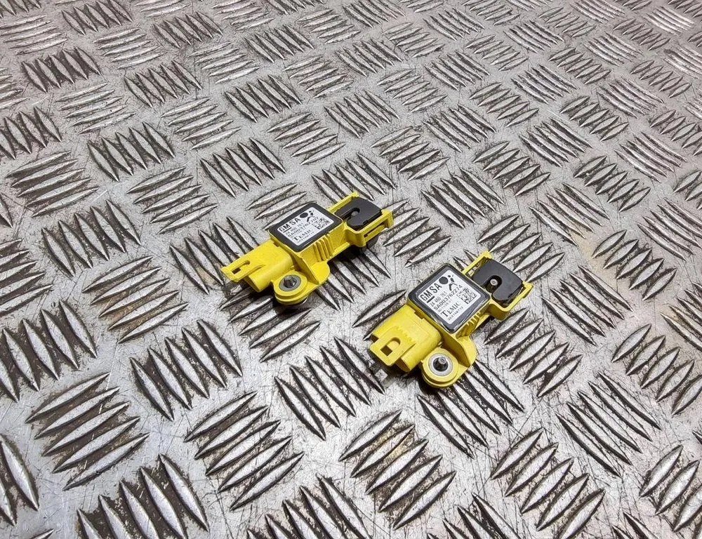 OPEL Astra H (2004-2014) Ľavý zadný senzor nárazu 343149712,24460761 33354671