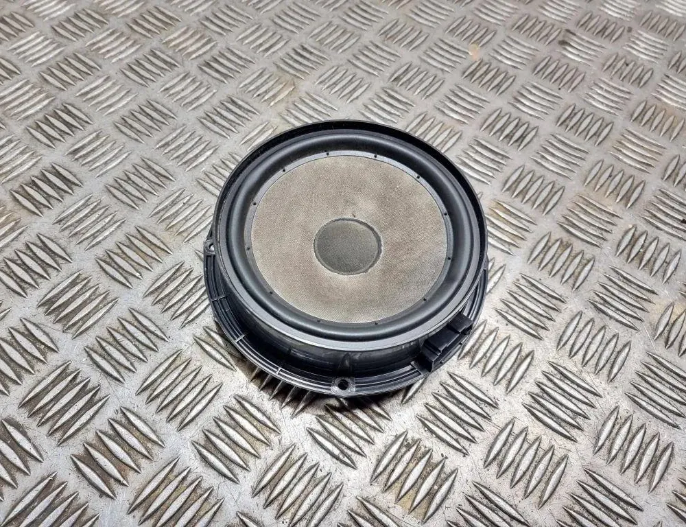 SEAT Altea 1 generation (2004-2013) Pravý zadný dverový reproduktor 1P0035411,10011220023A 33479947