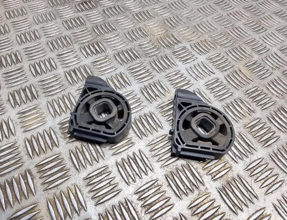 HYUNDAI Kona 1 generation (2017-2024) Držiak radiátora Pa66gf30 33518093