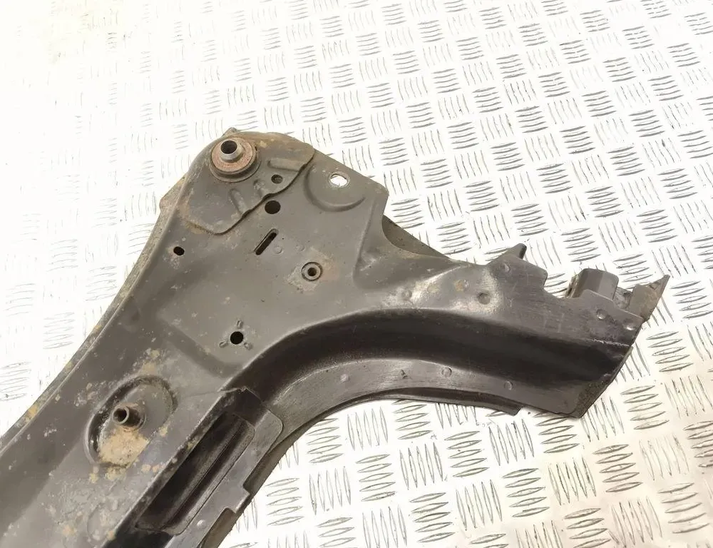 NISSAN Note 1 generation (2005-2014) Predný zavesenie podvozku 33550287