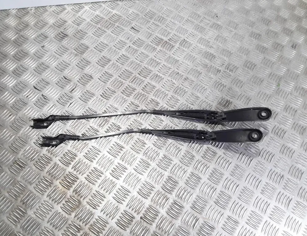 FORD Mondeo 4 generation (2007-2015) Стеклоочистители спереди 7S7117526AD 33558263