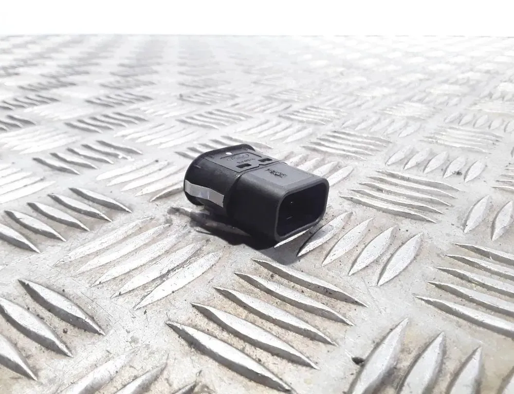 FORD Mondeo 4 generation (2007-2015) Переключатели левого сиденья 7W1T15B679AA 33558660