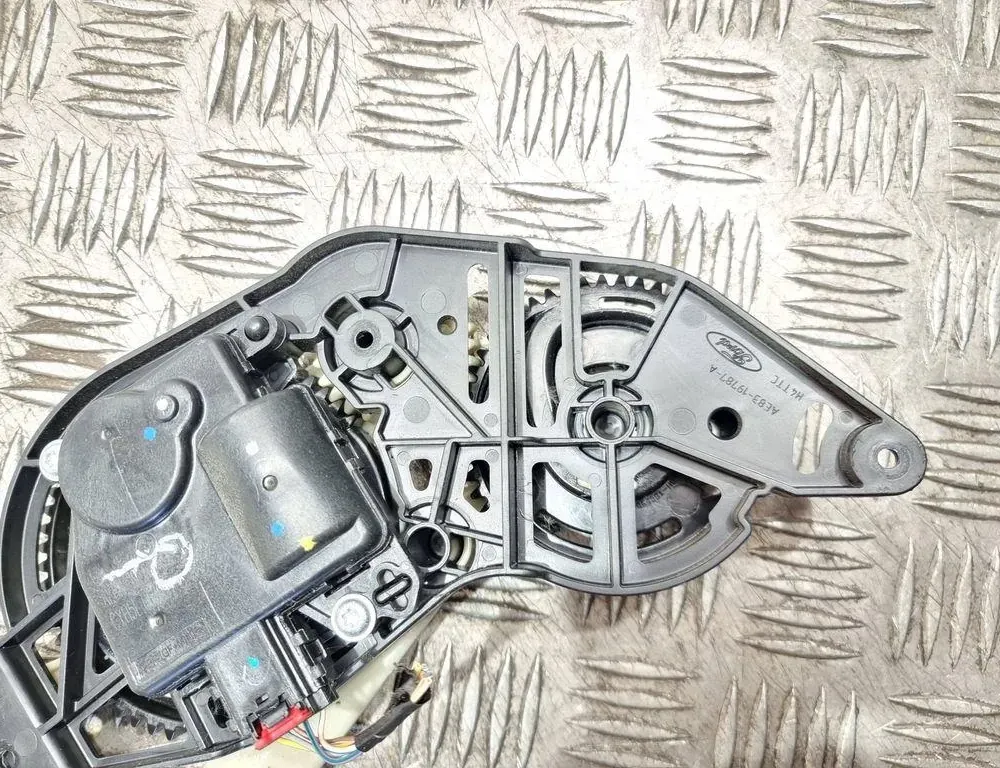 FORD Fiesta 7 generation (2017-2024) Ostatné časti karosérie ae8319787a 33562541