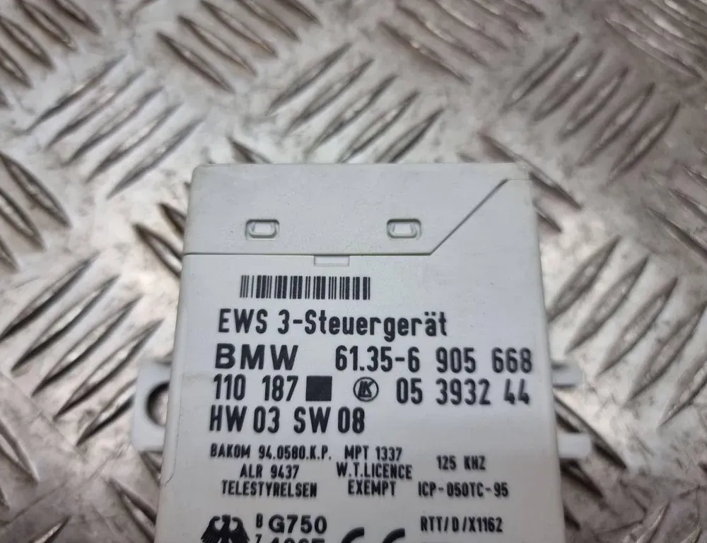 BMW 3 Series E46 (1997-2006) Блок управления иммобилайзера 110187,61356905668 33566017