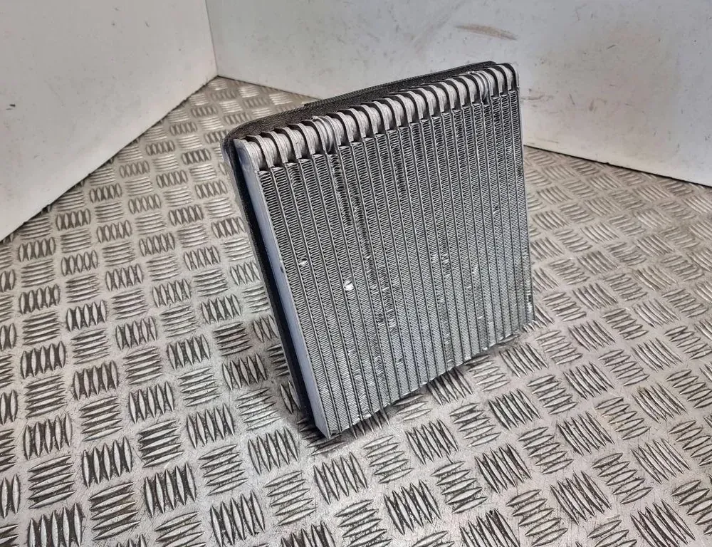 SKODA Octavia 2 generation (2004-2013) Výmeník tepla pre vnútorné kúrenie R134A,1K0820679 33570121