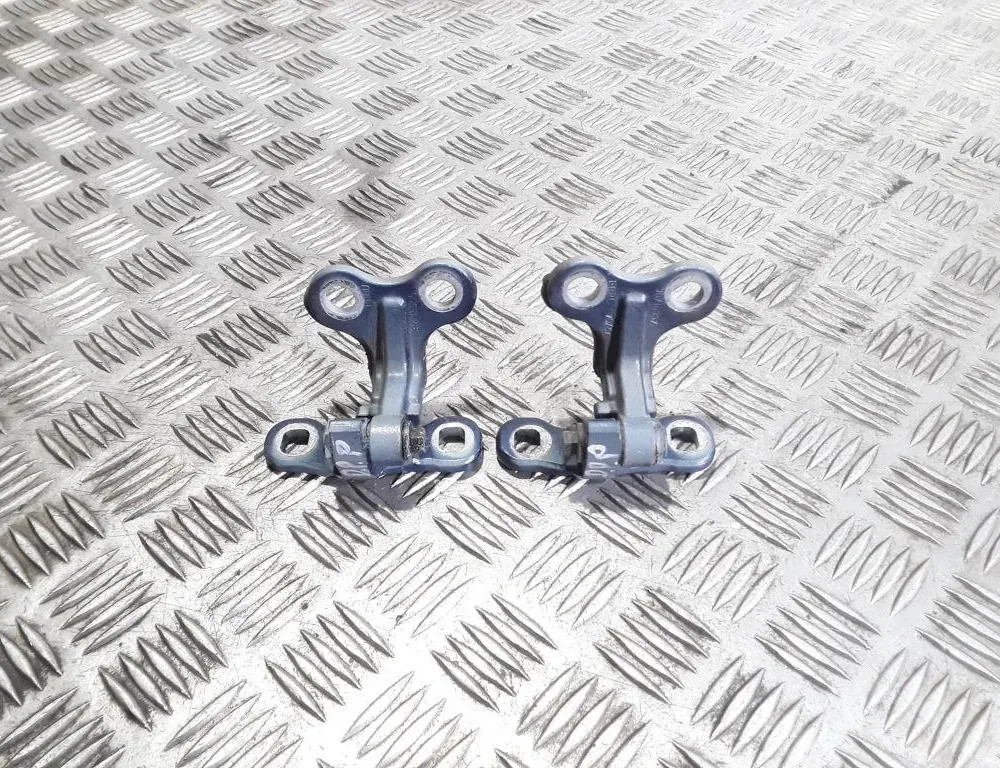 VOLVO V50 1 generation (2003-2012) Other Body Parts 146RE 33577456