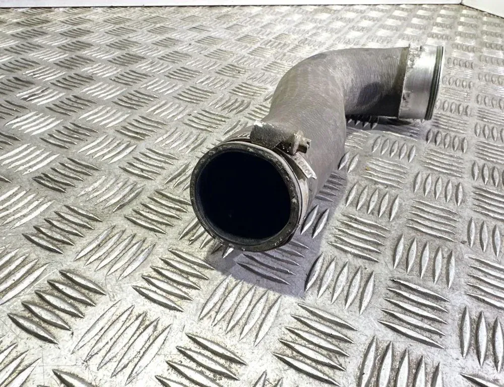 VOLKSWAGEN Golf 8 generation (2019-2023) Intercooler hadica 1K0145832N 33580487