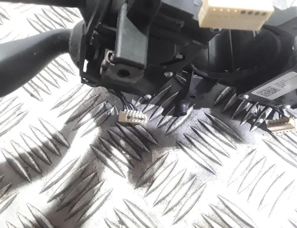 VOLKSWAGEN Passat B7 (2010-2015) Indicator Wiper Stalk Switch 3C5953501BN 33580983