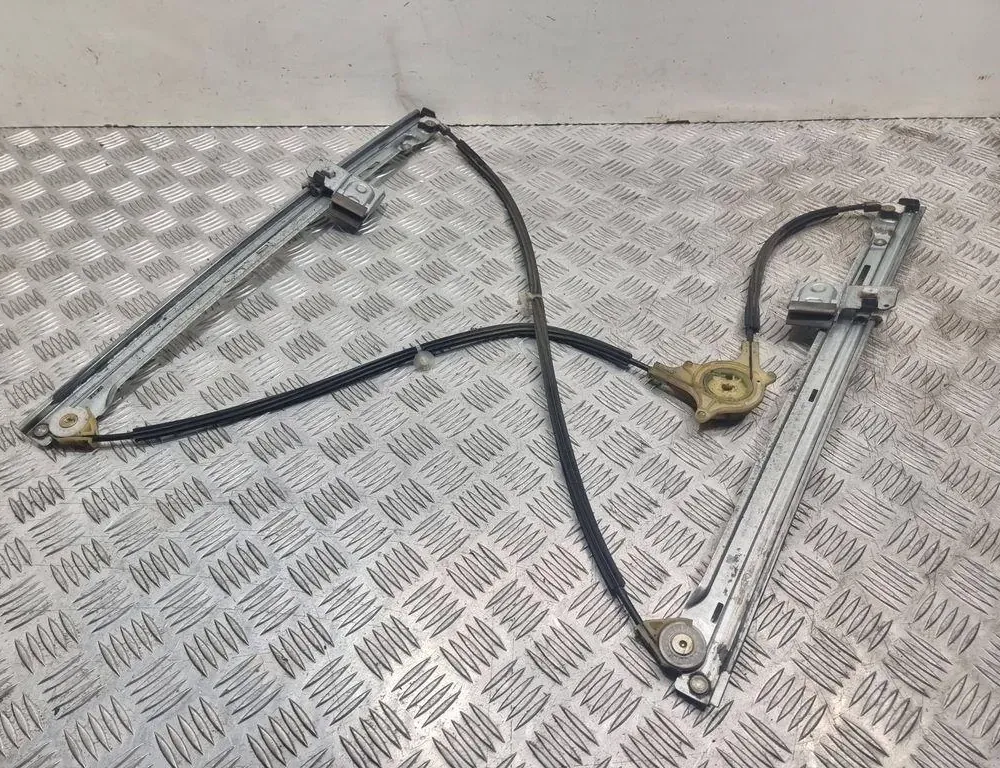 MERCEDES-BENZ Vito W639 (2003-2015) Regulátor okna ľavých predných dverí A6397200046 34066732