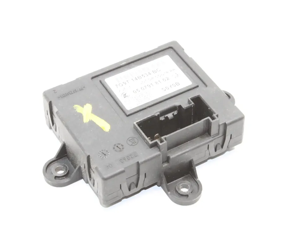 FORD Mondeo 4 generation (2007-2015) Блок управления дверей задние правые 7G9T14B534BC 17327796