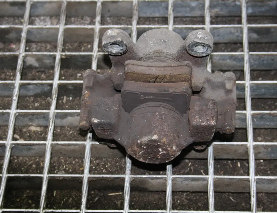 MERCEDES-BENZ SLK-Class R171 (2004-2011) Супорт тормозов задний левый 18146464