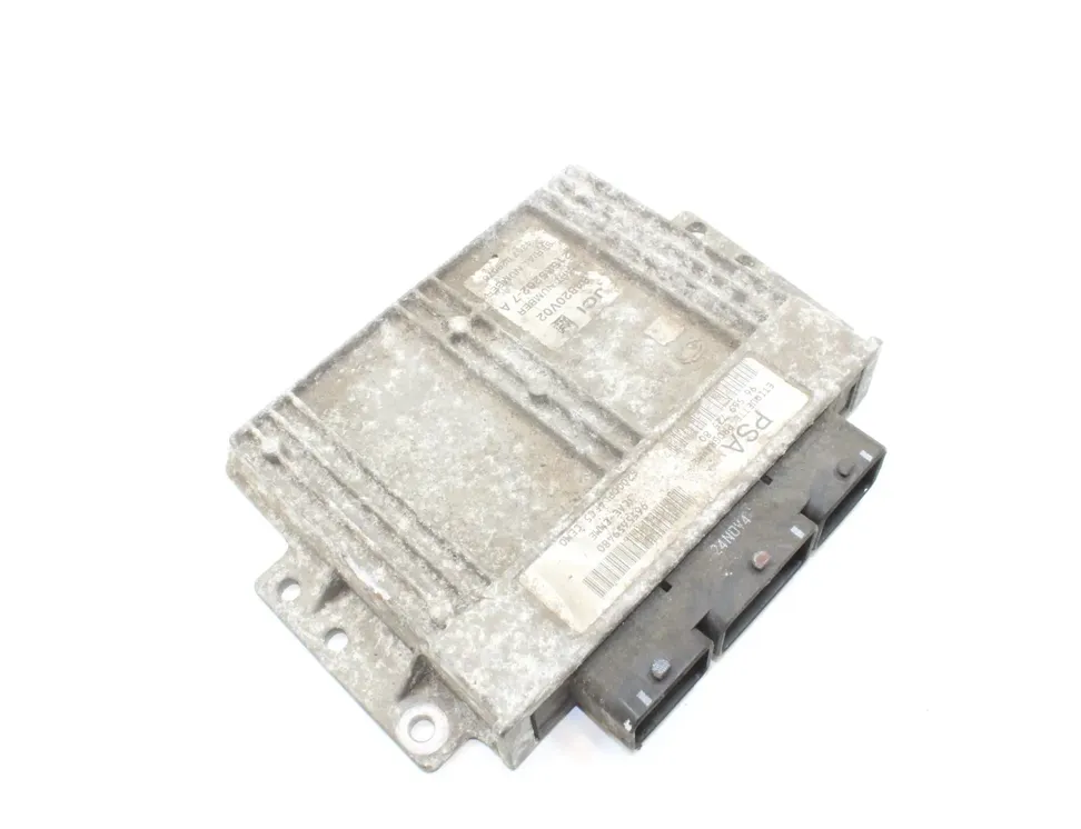 PEUGEOT 208 Peugeot 208 (2012-2015) Engine Control Unit ECU 9655659480,9656972580 21645924