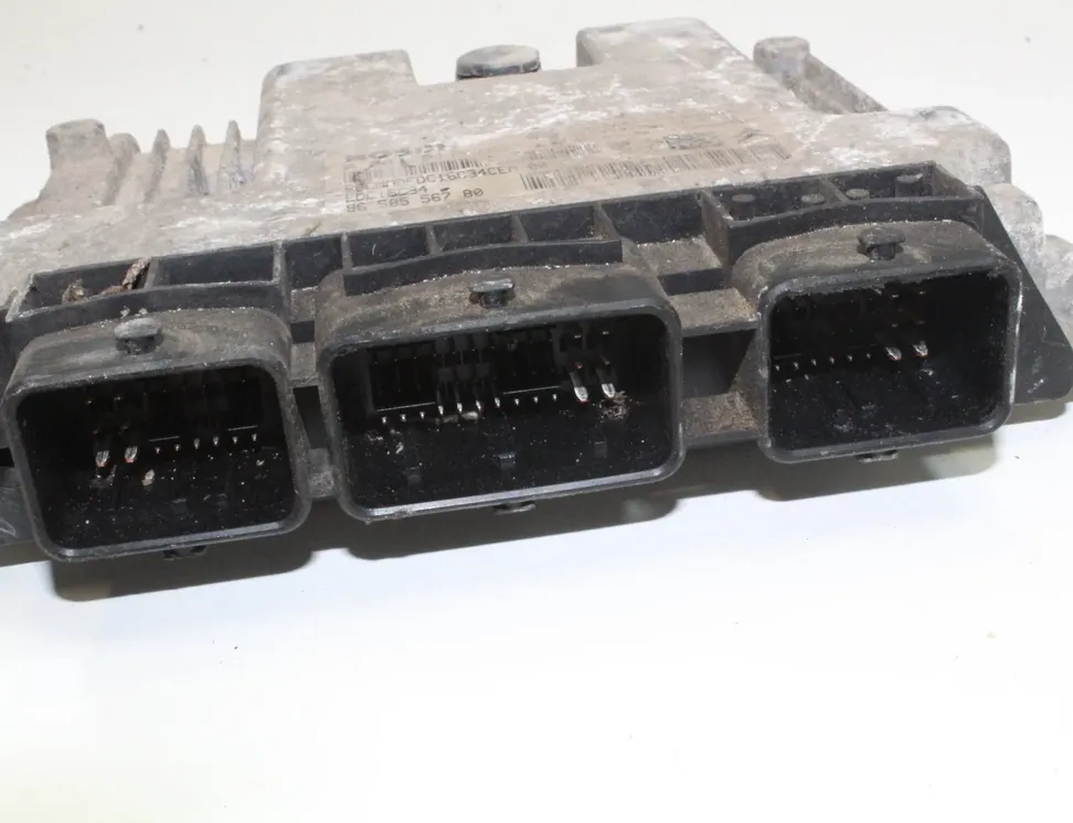 PEUGEOT 208 Peugeot 208 (2012-2015) Riadiaca jednotka motora 9658556780,0281011783 21701940