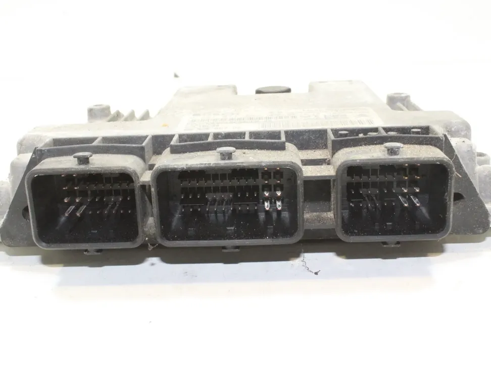 PEUGEOT 206 1 generation (1998-2009) Riadiaca jednotka motora 9654490280,0281011783,9658556780 23886508