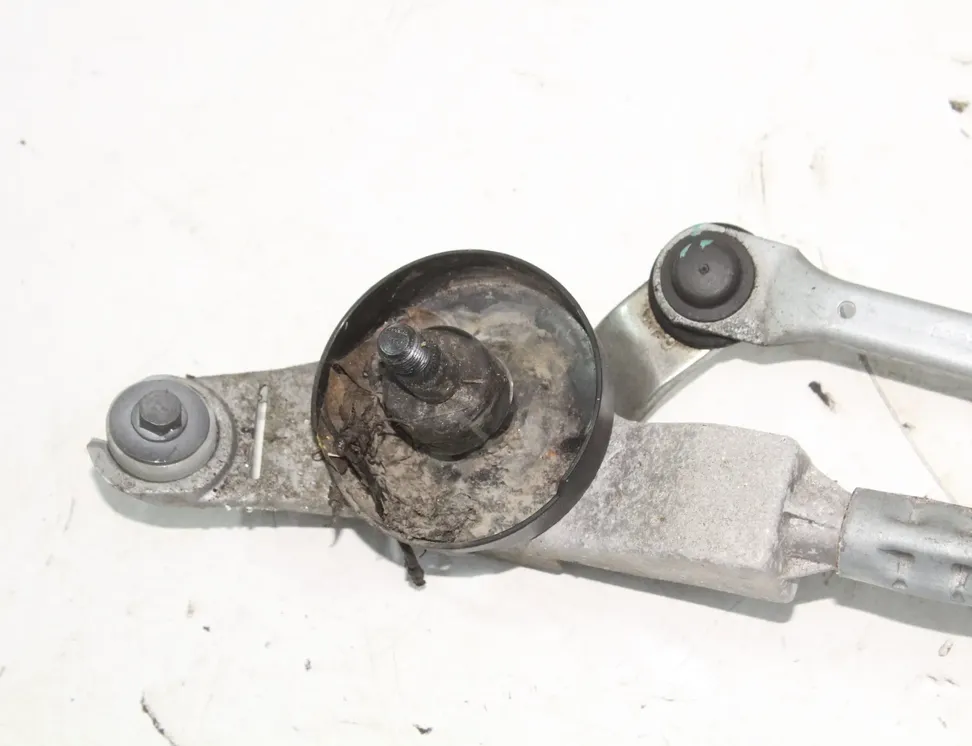 NISSAN Juke YF15 (2010-2020) Mechanizmus stierača predného čelného skla 288001KE0C 33525114