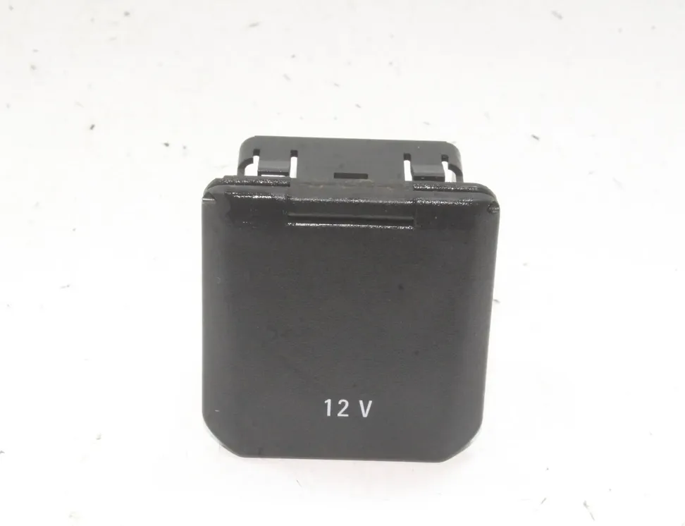 OPEL Mokka 1 generation (2012-2015) 12 V zásuvka 42401254 33551521