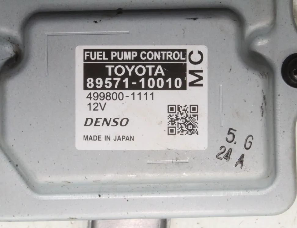 TOYOTA Yaris 4 generation (2020-2023) Ovládanie palivového čerpadla 89571-10010 33555196