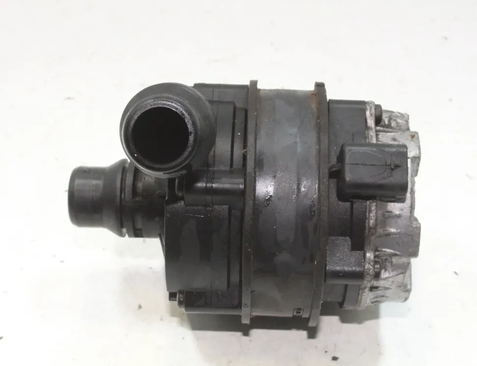 MERCEDES-BENZ C-Class W205/S205/C205 (2014-2023) Circulation Water Motor A0005002686 33568745