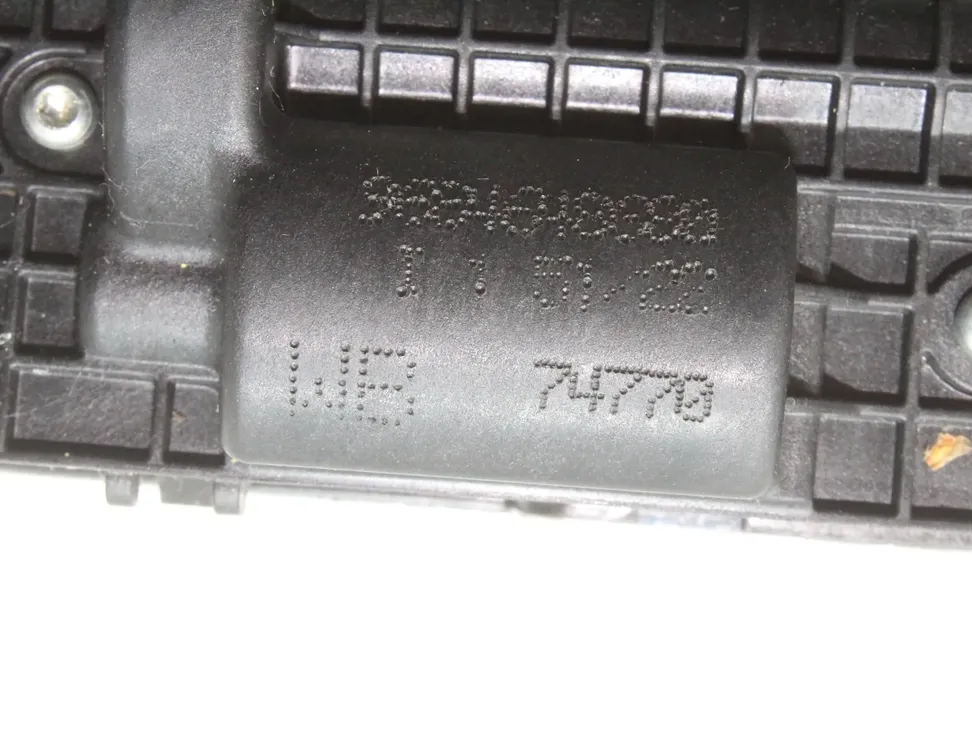 OPEL Mokka 2 generation (2021-2023) Замок крышки багажника 9151487499 33720873