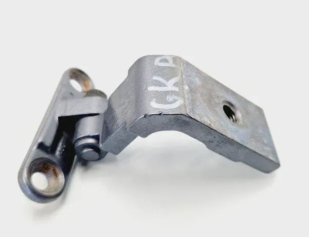 BMW 5 Series F10/F11 (2009-2017) Rear Left Door Hinge 7185635 32281112