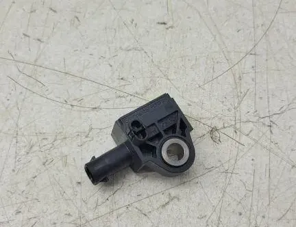 CHRYSLER Pacifica 2 generation (RU) (2016-2023) Left Side Impact Sensor 68185746AA 34031660