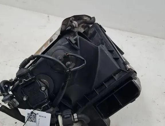 VOLKSWAGEN Passat B5 (1996-2005) Vzduchový filter Box 0390241831 33281439