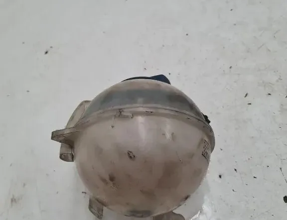 VOLKSWAGEN Golf 5 generation (2003-2009) Расширительный бак 1J0121403 33282010