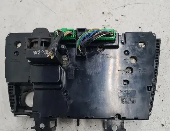 VOLVO S60 1 generation (2000-2009) Другие блоки управления 33287069