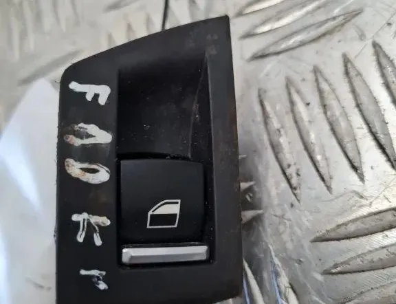 BMW 5 Series F10/F11 (2009-2017) Front Left Door Window Switch 33294401