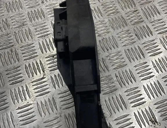 BMW 5 Series E39 (1995-2004) Throttle Pedal 25916010 33297158