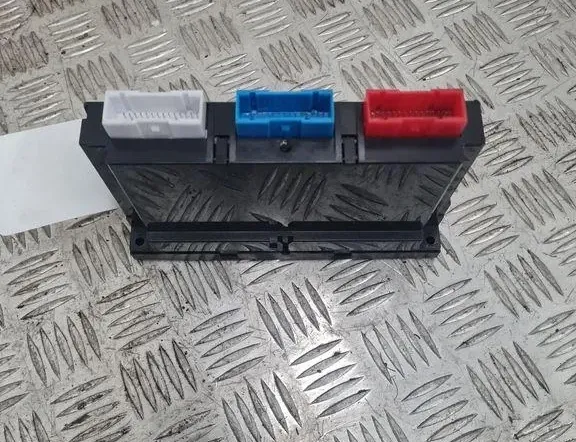 VOLKSWAGEN Sharan 1 generation (1995-2010) Iné riadiace jednotky 3B0035191D 33302214