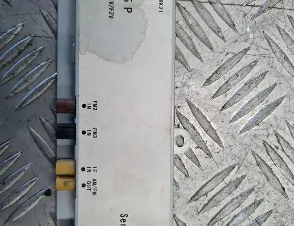 AUDI A4 B7/8E (2004-2008) Антенный модуль 8E9035225P 33304785