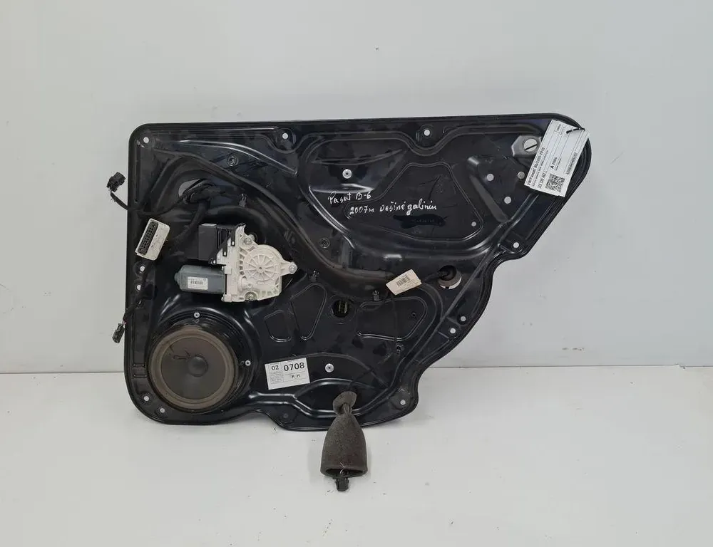 VOLKSWAGEN Passat B7 (2010-2015) Rear Right Door Window Regulator 3C4839756H 33389081