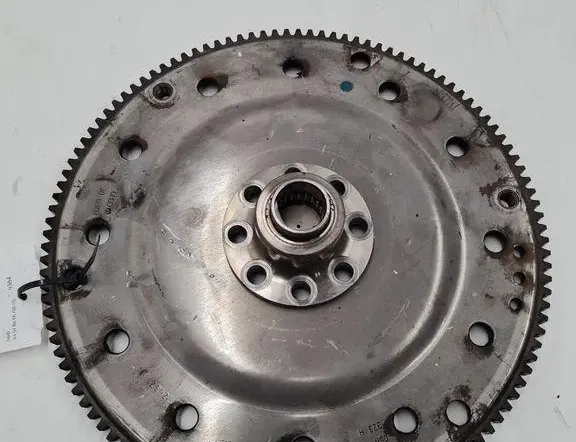 AUDI A4 B8/8K (2011-2016) Маховик 06H105323H 33389688