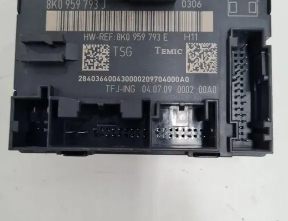 AUDI A4 B8/8K (2011-2016) Rear Right Door Control Unit 8K0959793J 33391972