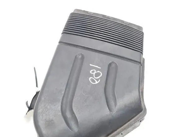 AUDI A4 B7/8E (2004-2008) Воздухозаборная труба 8E0129617D 33392845