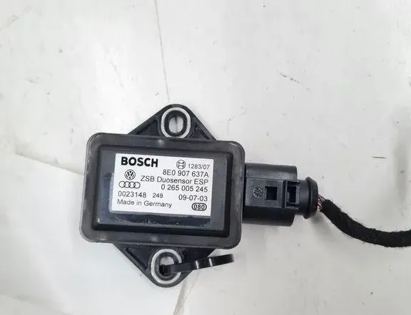 AUDI A8 D3/4E (2002-2010) Acceleration Sensor 8E0907637A 33392952