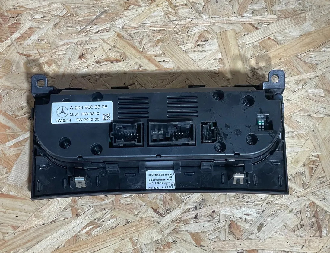 MERCEDES-BENZ CLS-Class C218/X218 (2011-2017) Pегулятор климы a2049006808 31558419