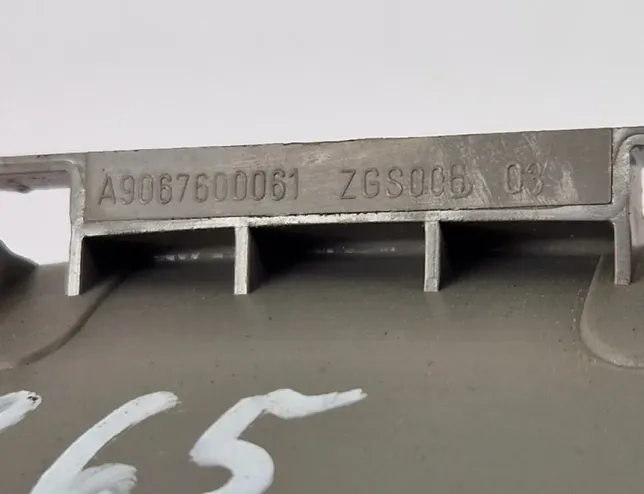 MERCEDES-BENZ Sprinter 2 generation (906) (2006-2018) Right Rear Internal Opening Handle A9067600061 33791141