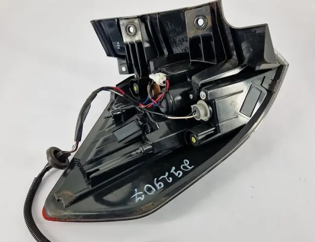 NISSAN X-Trail T32 (2013-2022) Pravé zadné svetlo 22023746 34482397