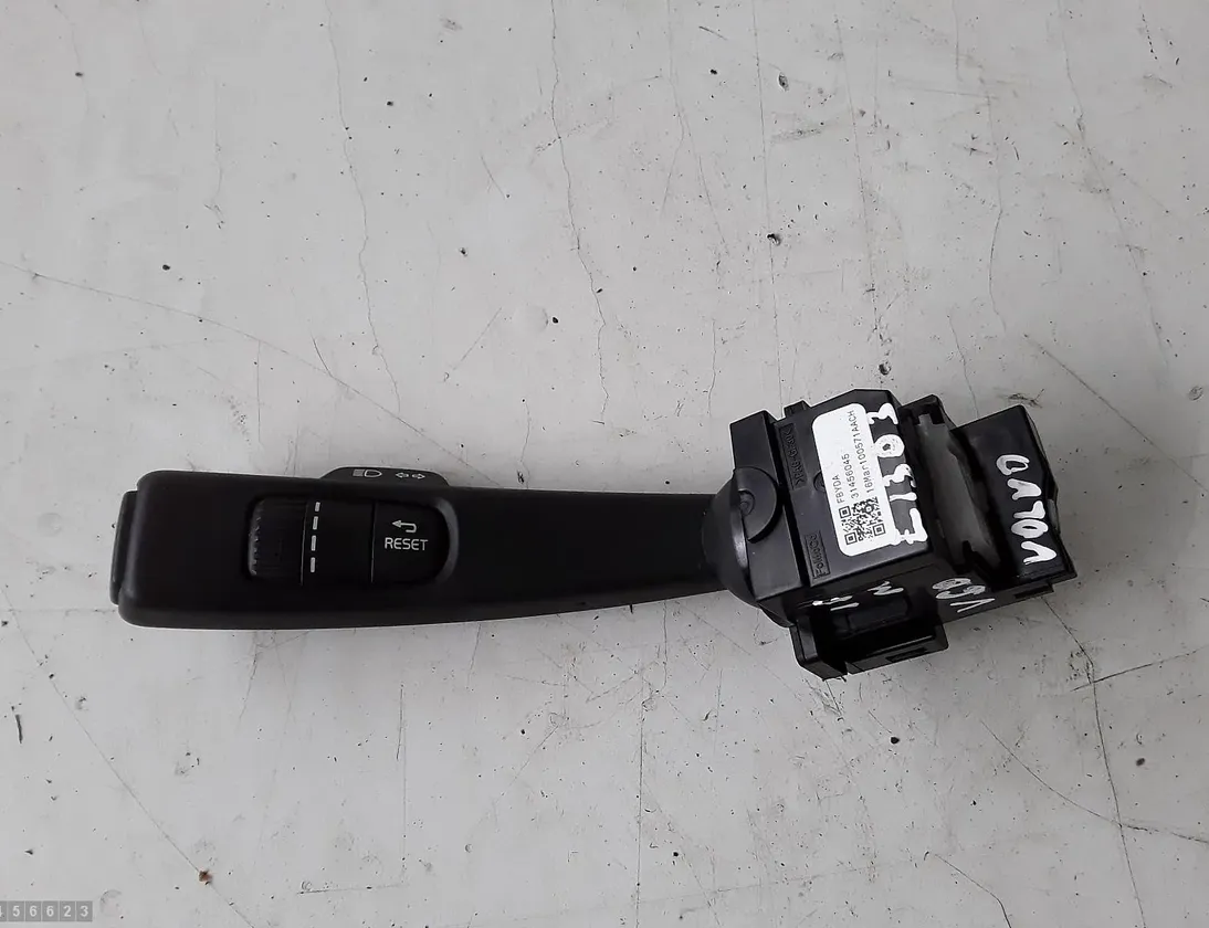 VOLVO V60 1 generation (2010-2020) Indicator Wiper Stalk Switch 31456045 28641395