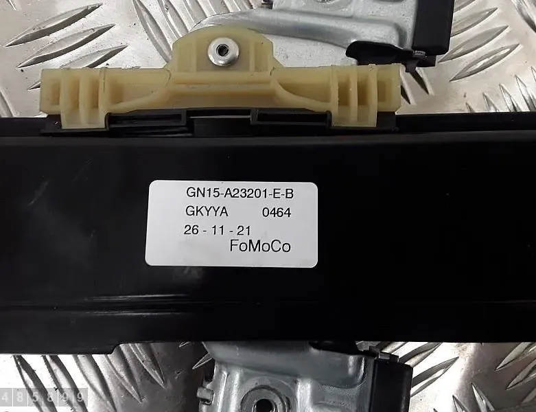 FORD EcoSport 2 generation (2013-2024) Zdvíhač pravého zadného dverového okna GN15A23201EB 29309731