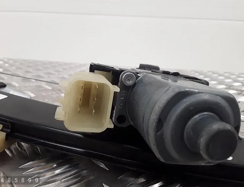 FORD EcoSport 2 generation (2013-2024) Zdvíhač pravého zadného dverového okna GN15A23201EB 29309731