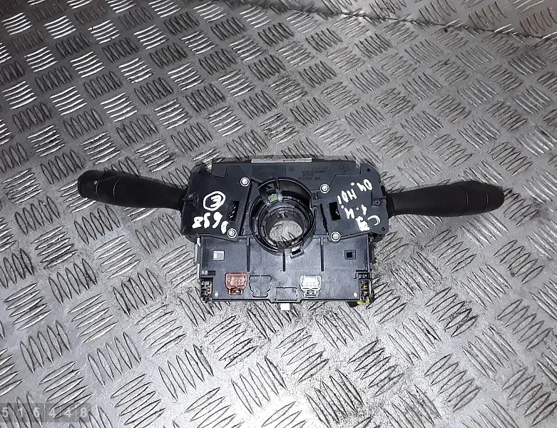 CITROËN C3 1 generation (2002-2010) Páčka/ spínač ukazovateľa smeru stieračov 96488227xt 33525507